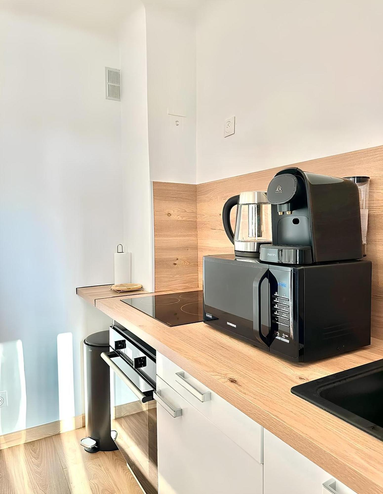 Magnifique Appartement En Face Du Stade Velodrome マルセイユ エクステリア 写真