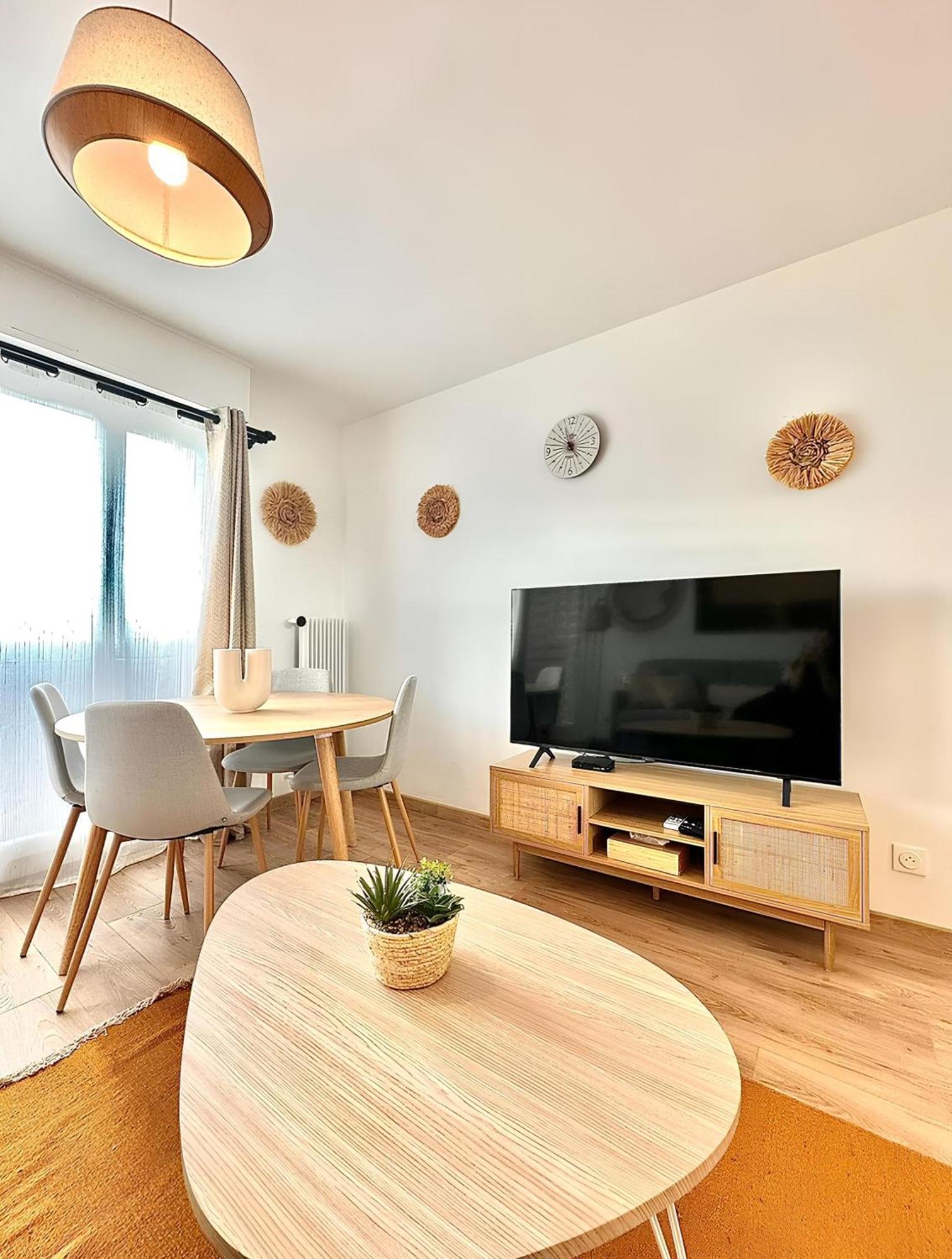 Magnifique Appartement En Face Du Stade Velodrome マルセイユ エクステリア 写真